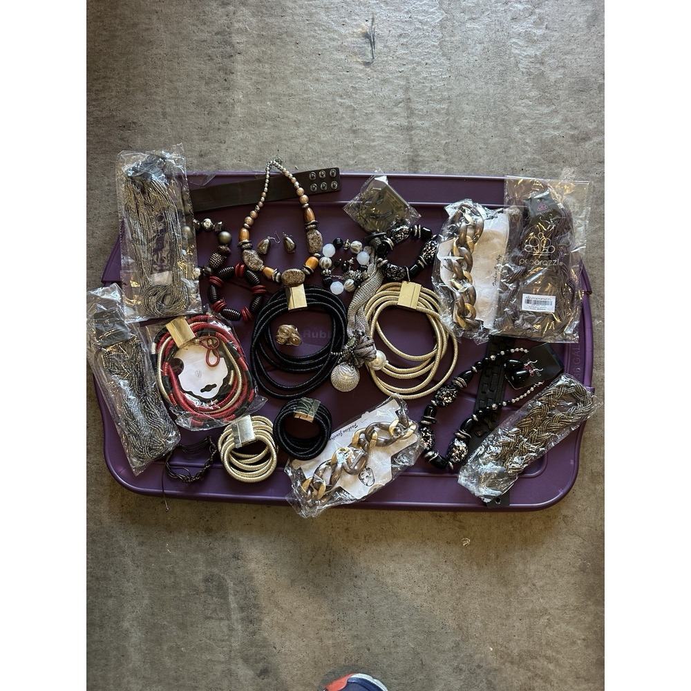 Large Mixed Lot of Fashion Jewelry – Necklaces, Bracelets, Earrings, Paparazzi#1